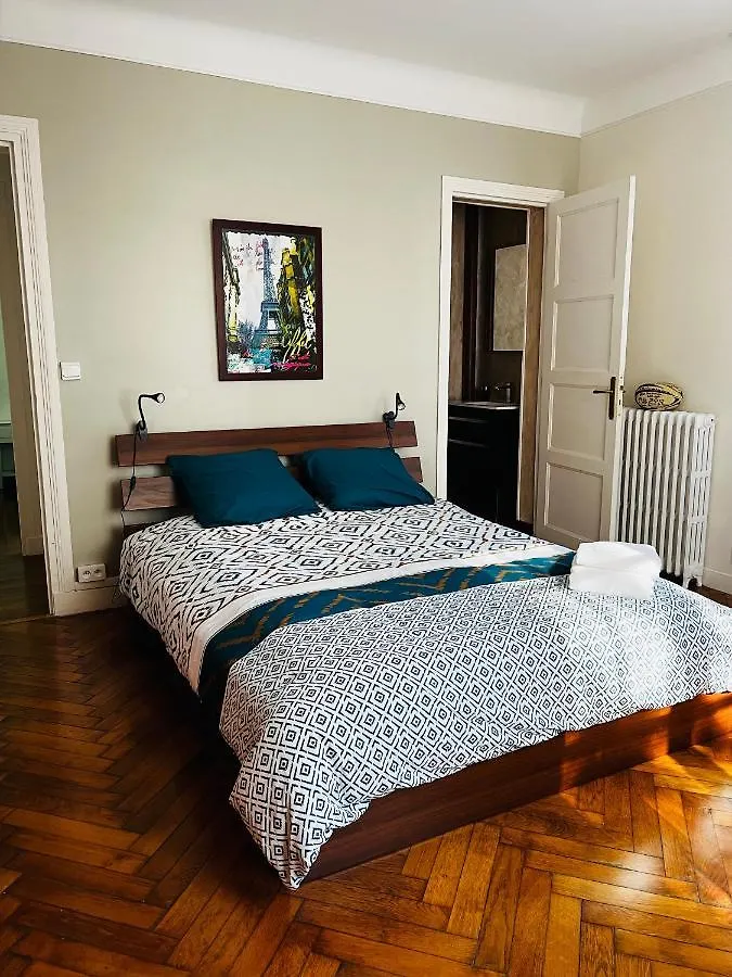 Apartment Grand Appartement Athis Mons Proche Paris France