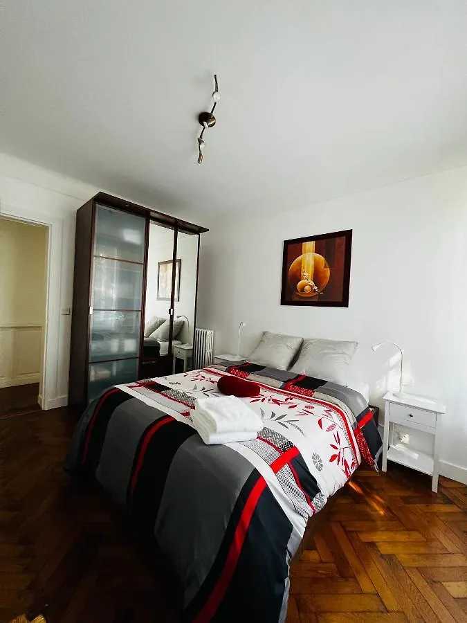Grand Appartement Athis Mons Proche Paris 0*, Athis-Mons